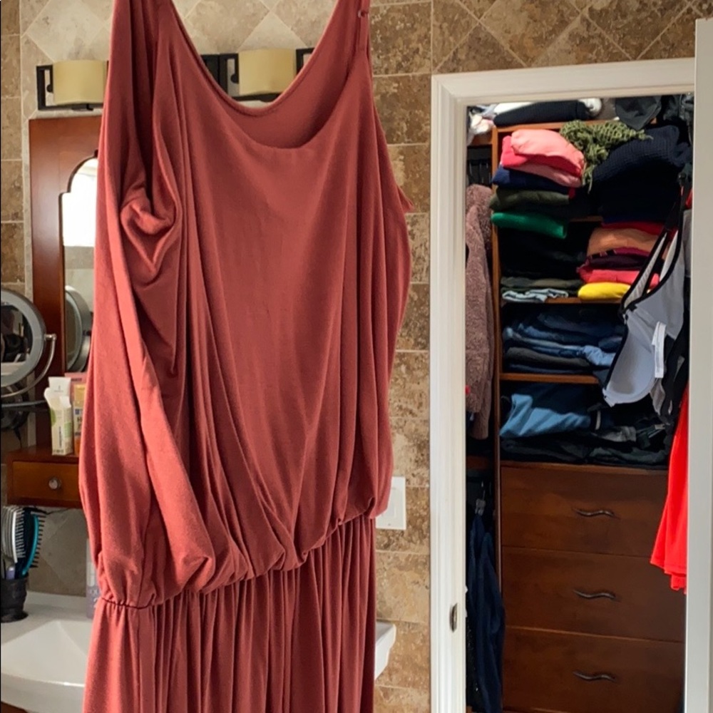 Lush knit maxi dress in color solid Marsala - Picture 4 of 8